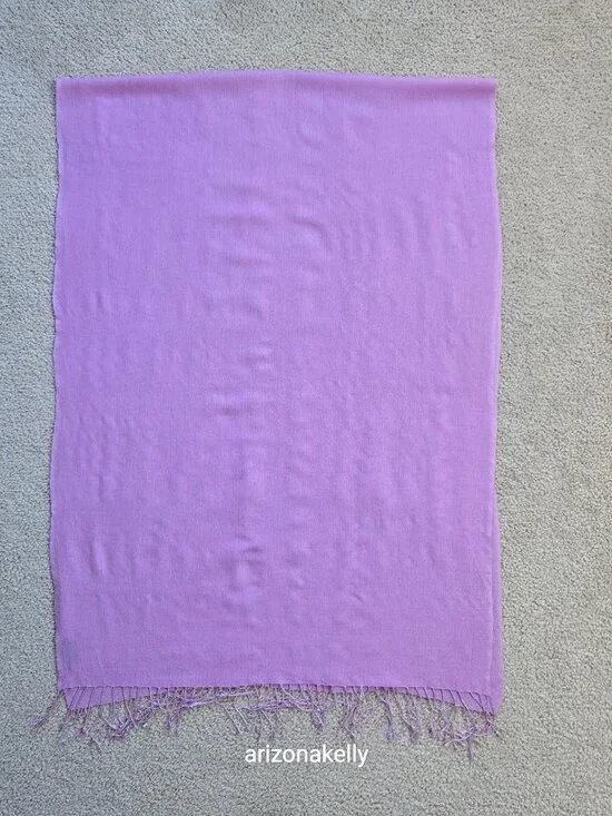 Minu Madhu Wool/Silk Scarf Lavender Purple Barcelona Spain - Picture 9 of 13